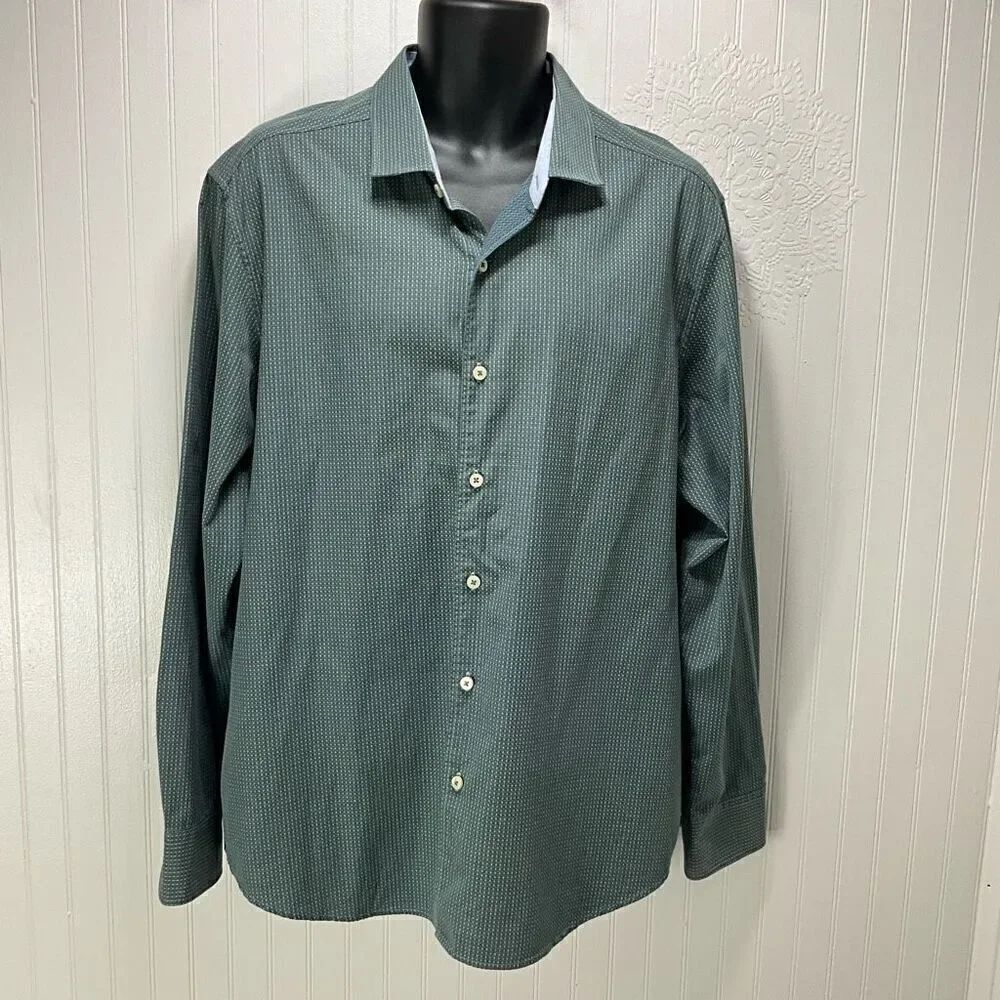 TOMMY BAHAMA Long Sleeve Dress Shirt